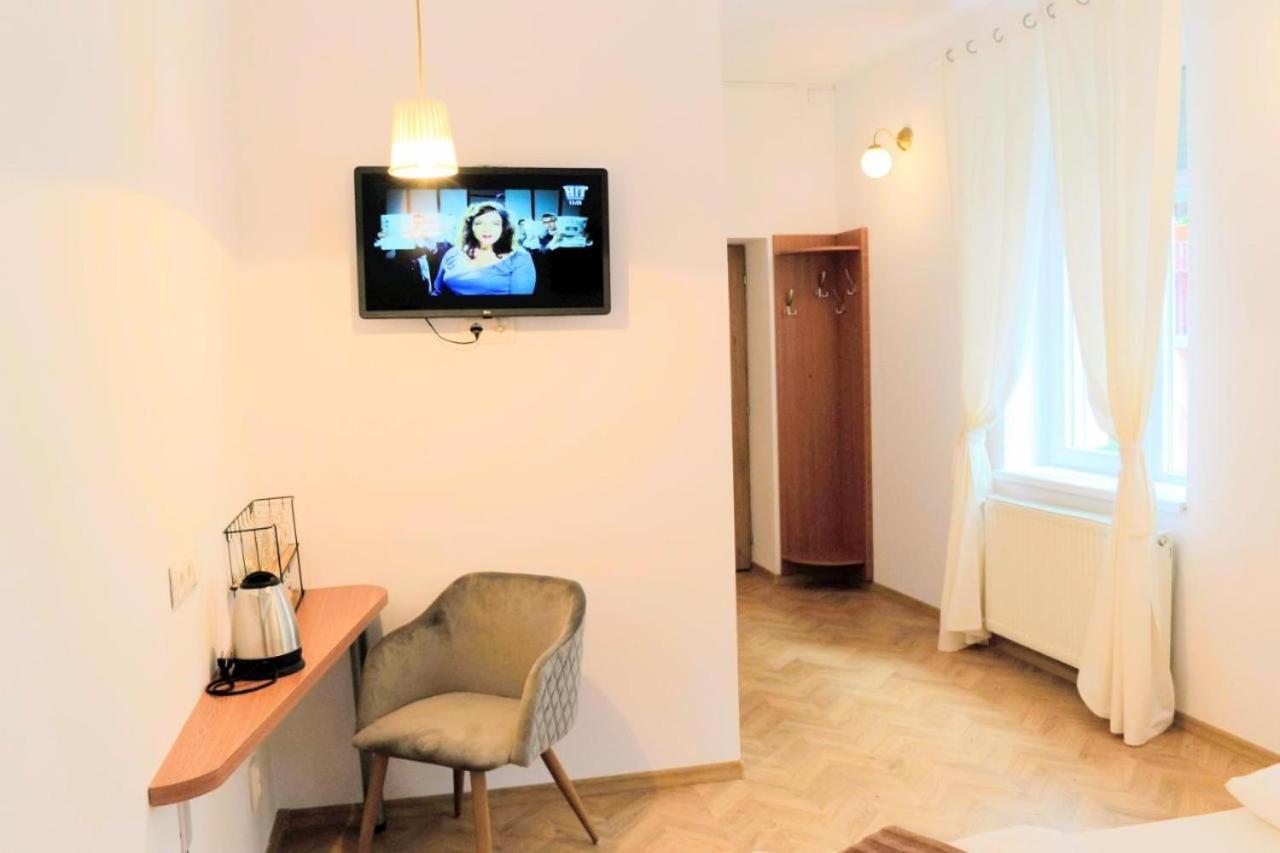 Twins Boutique Korsy Apartment ซีบิว ภายนอก รูปภาพ