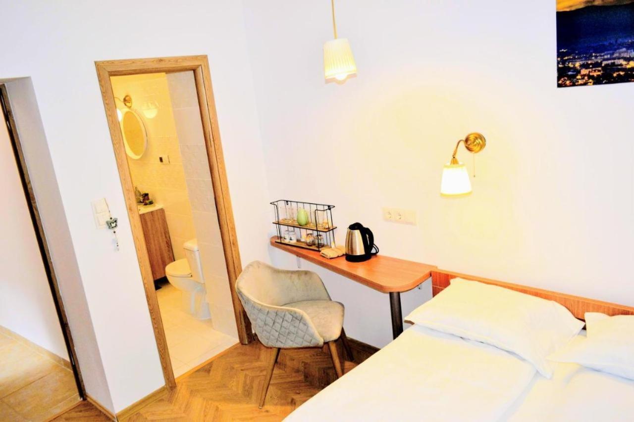 Twins Boutique Korsy Apartment ซีบิว ภายนอก รูปภาพ
