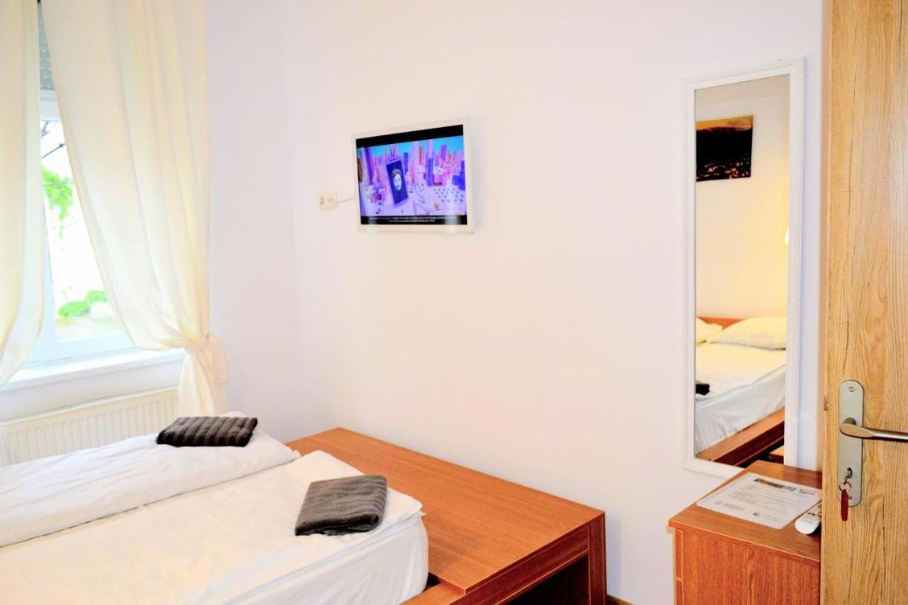 Twins Boutique Korsy Apartment ซีบิว ภายนอก รูปภาพ